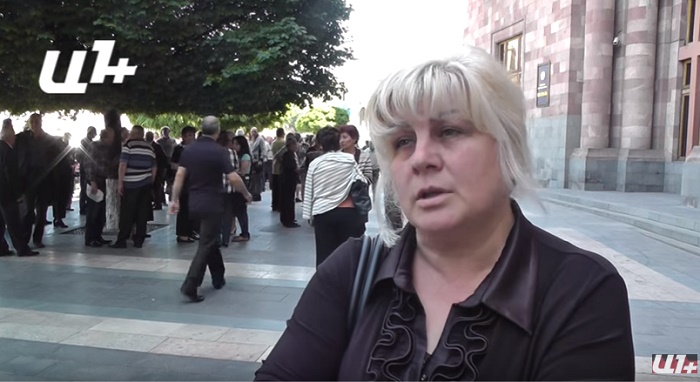 Мать армянского солдата: `Убийца моего сына Оганян` (ВИДЕО)